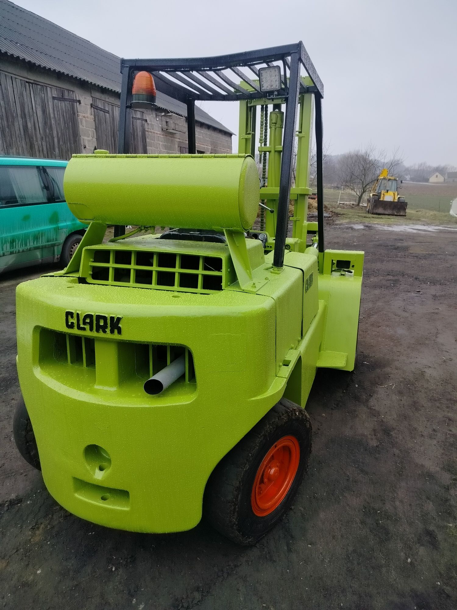 Wózek widłowy Clark