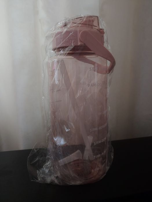 Бутылка для воды 2л