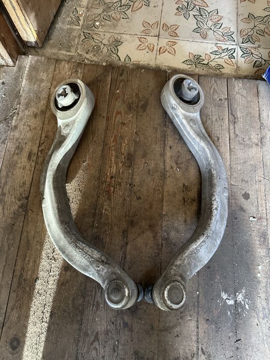 Передние рычаги tesla model Y