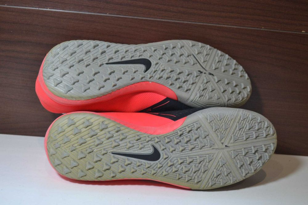 nike phantom venom tf 40р сороконожки футзалки бутсы бампы шиповки