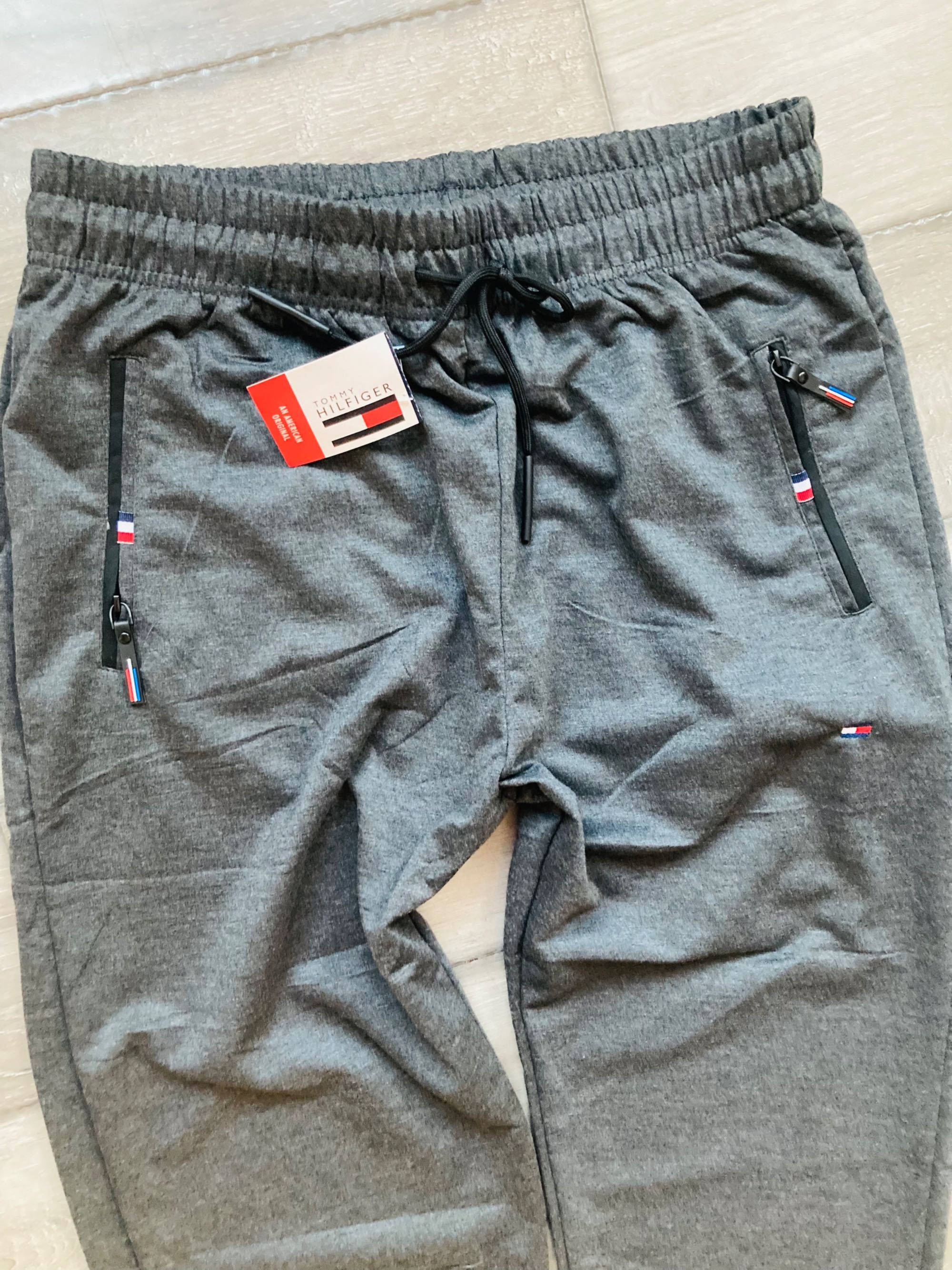 Nowe spodnie dresowe Tommy Hilfiger XL / XXL