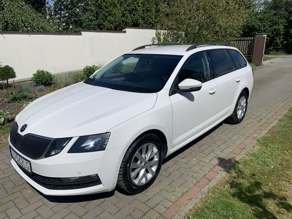 Skoda Octavia Kombi 1.6 TDI 140 KM Automat