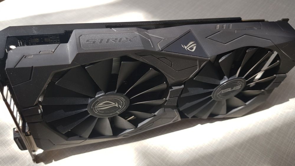 Видеокарта Radeon ASUS RX570 ROG Strix 4GB GDDR5 256bit. Обмен