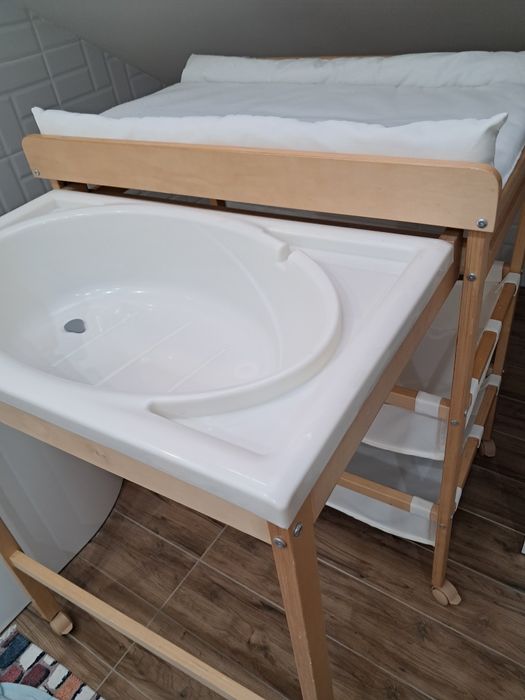 Wanienka z przewijakiem Roba