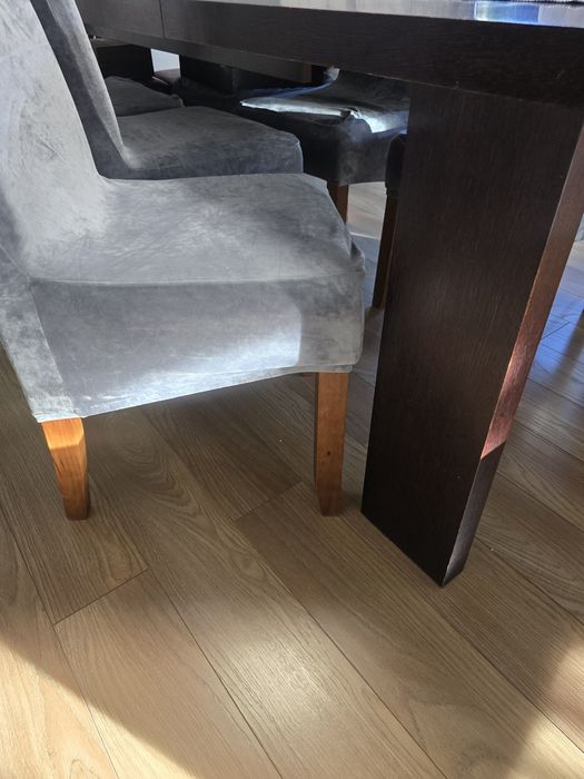 Stół rozkładany i 6 krzeseł , krzesło , krzesła Salon jadalnia