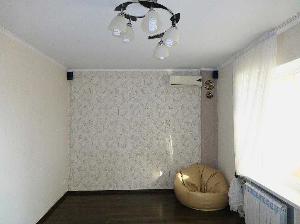 Квартира для родини біля Ромаксу, Південний мкр-н