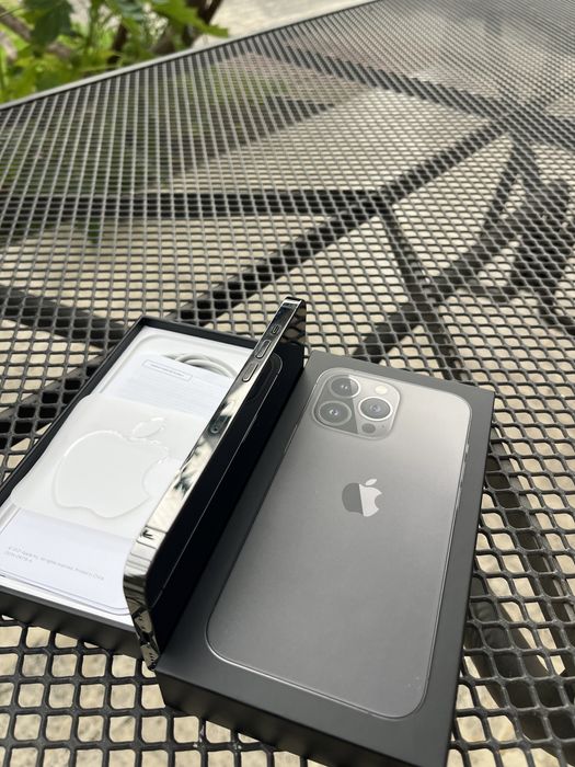 Продам Apple 13 pro 256gb