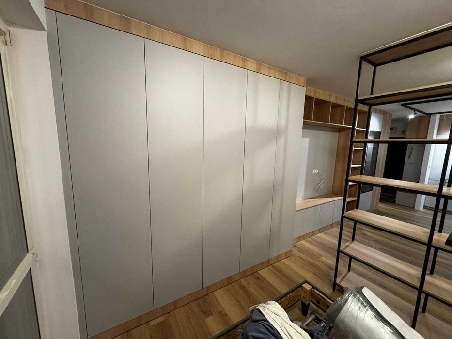 Ekipa stolarska 2-osobowa  - kuchnie i szafy na wymiar (Łódź + 100 km)