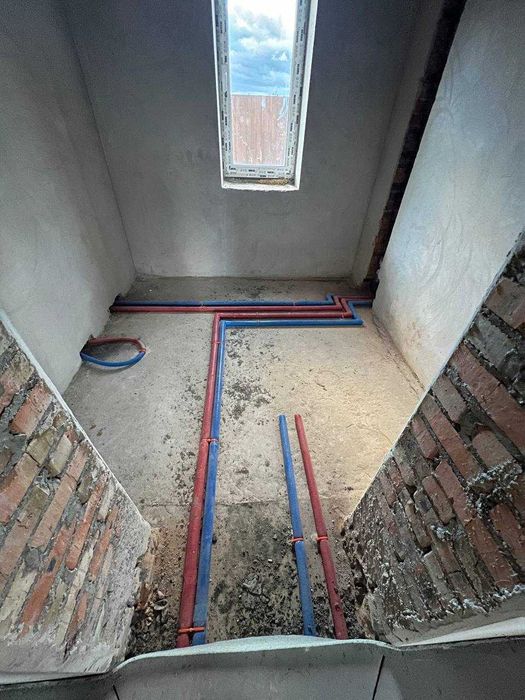 Будинок / 212м2 / біля озера / Чистовий ремонт / Без комісії