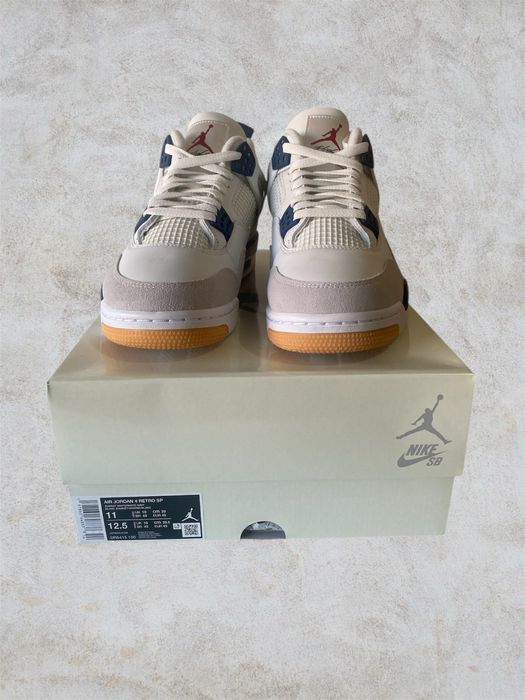 Jordan 4 Retro SB Navy