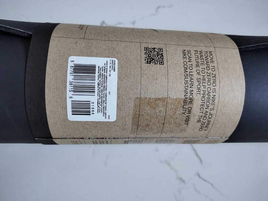 NIKE Mastery Mata Yoga joga