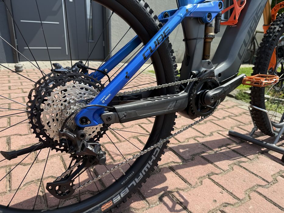 CUBE ( S ) Stereo Hybrid 140 HPC ACTIONTEAM, 770 km, 27,5" [no.273]