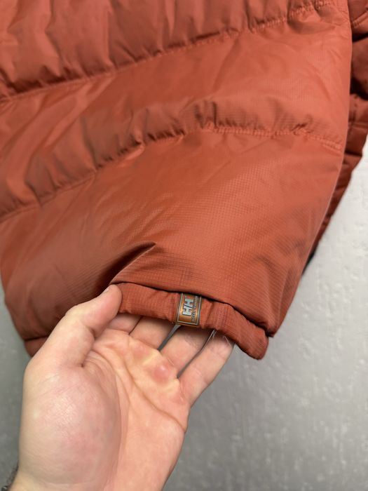 Пуховик Helly Hansen