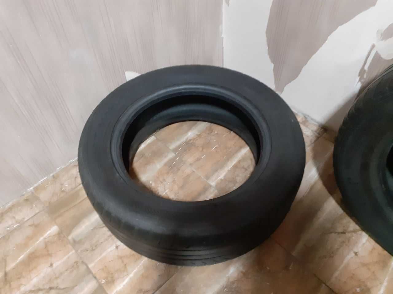 Dunlop 235 / 55 r17 (2 штуки)