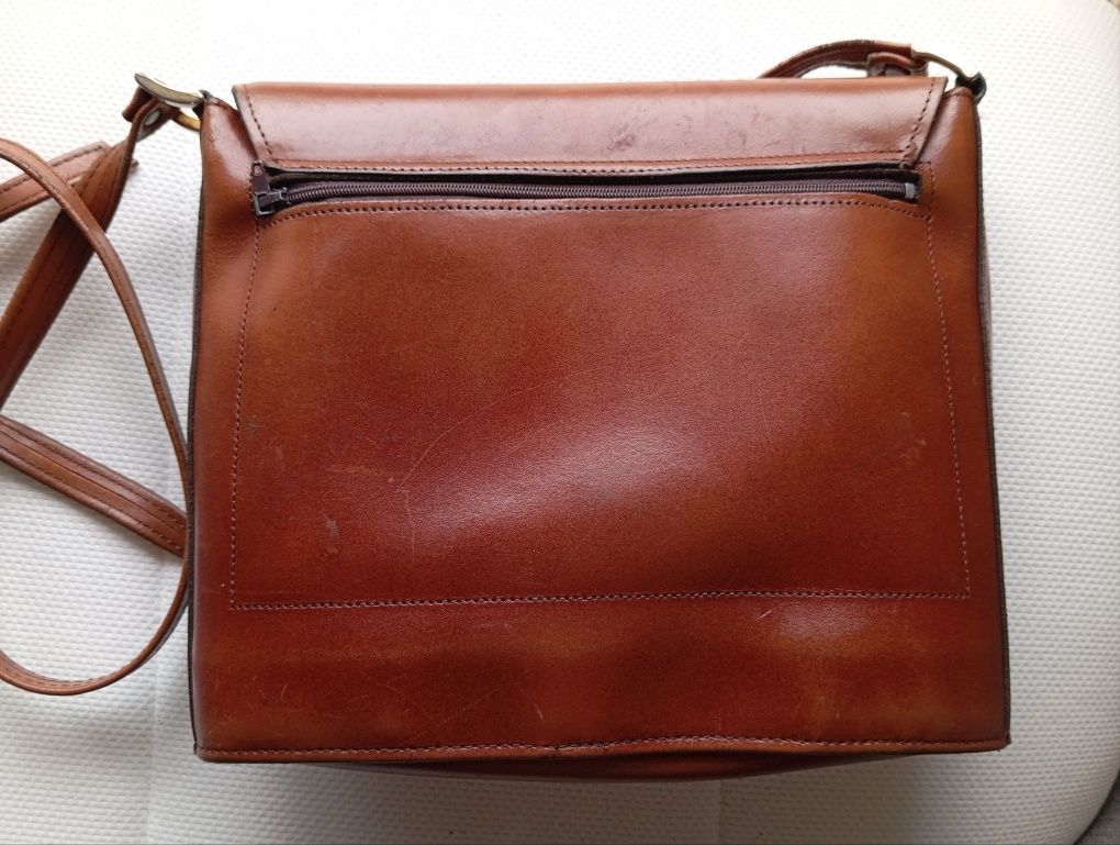 Celli genuine leather messenger bag