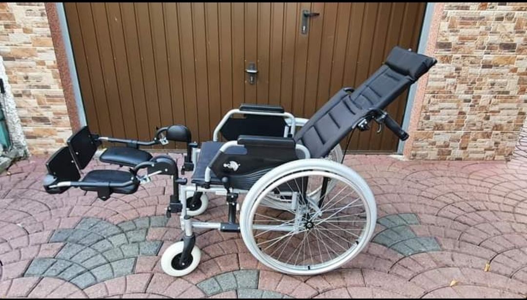 Wózek inwalidzki Vermeiren JAK NOWY, duży zestaw