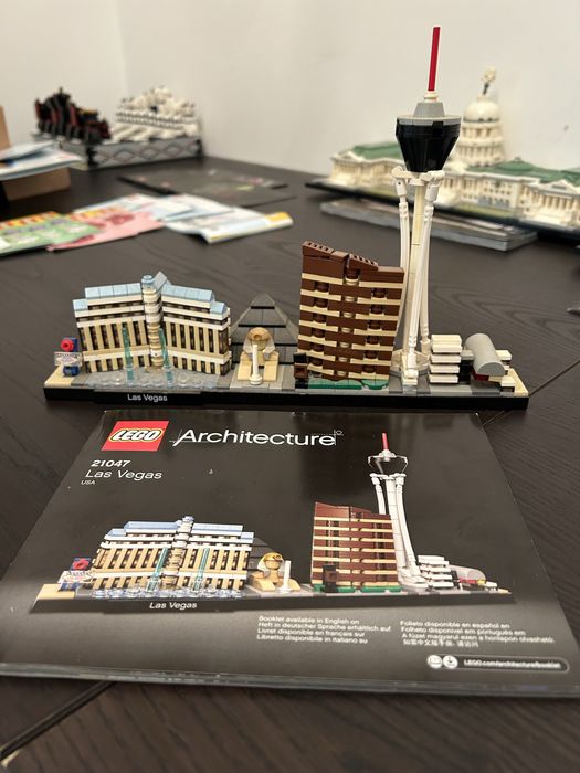 Lego Arquitetura 21047 - Las Vegas