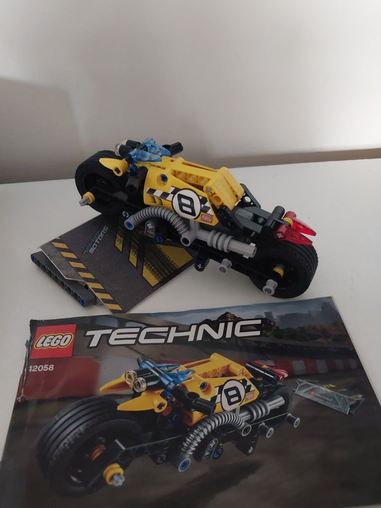 LEGO technic 42058