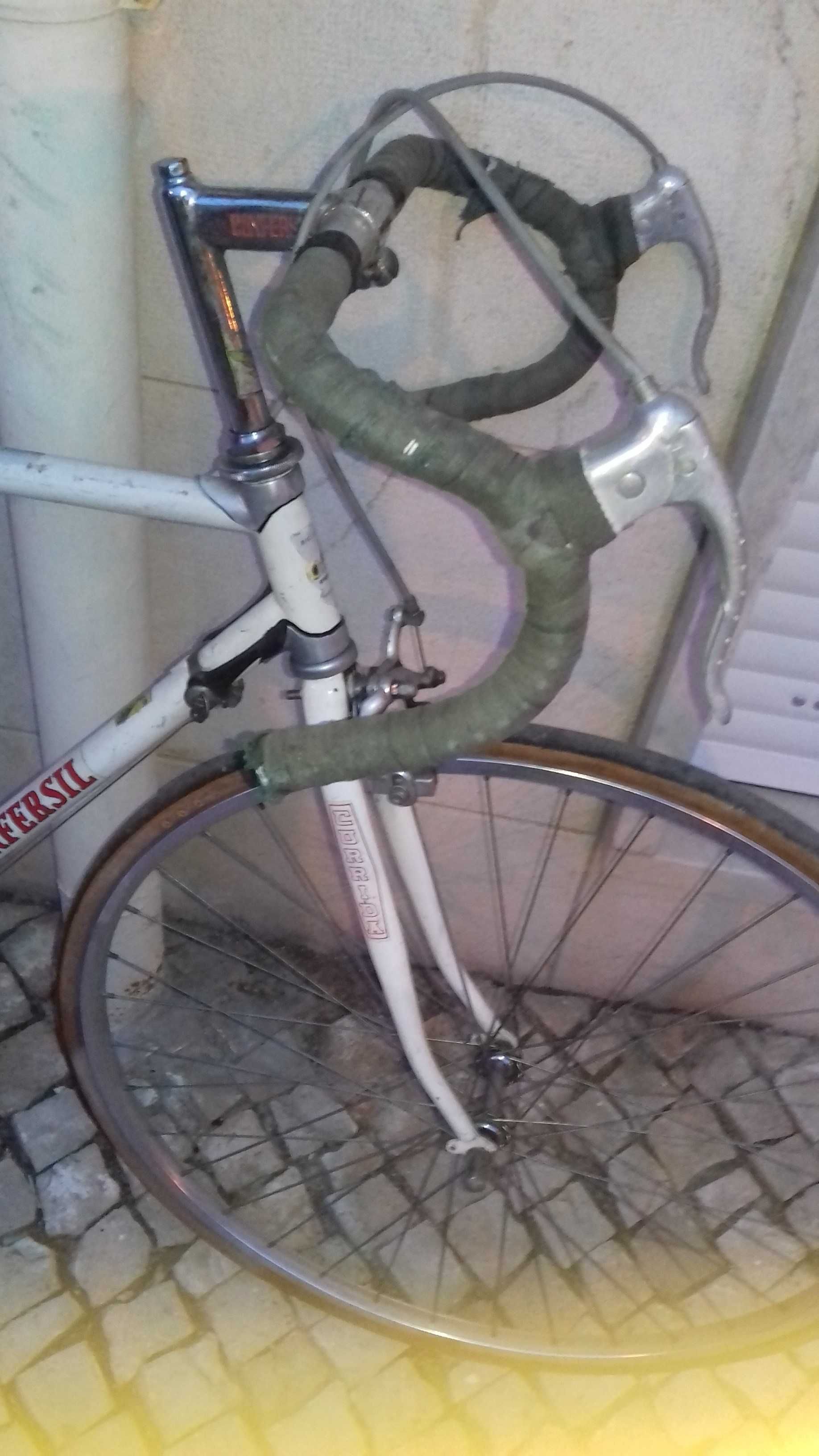 vendo bicicleta de estrada marca confersil