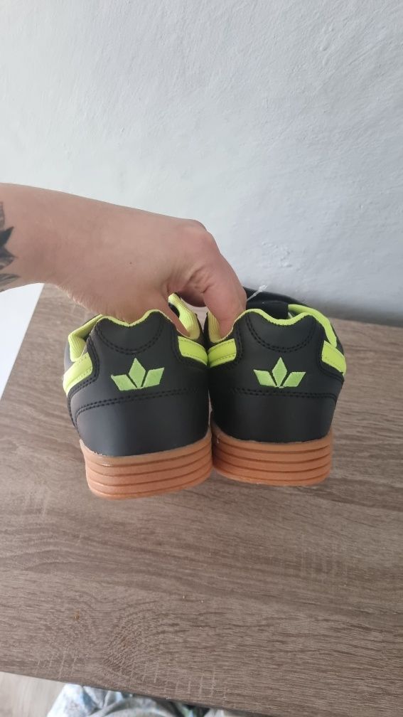 Buty sportowe dla dzieci Lico r. 37 nowe, na rzepy, do szkoły, adidasy