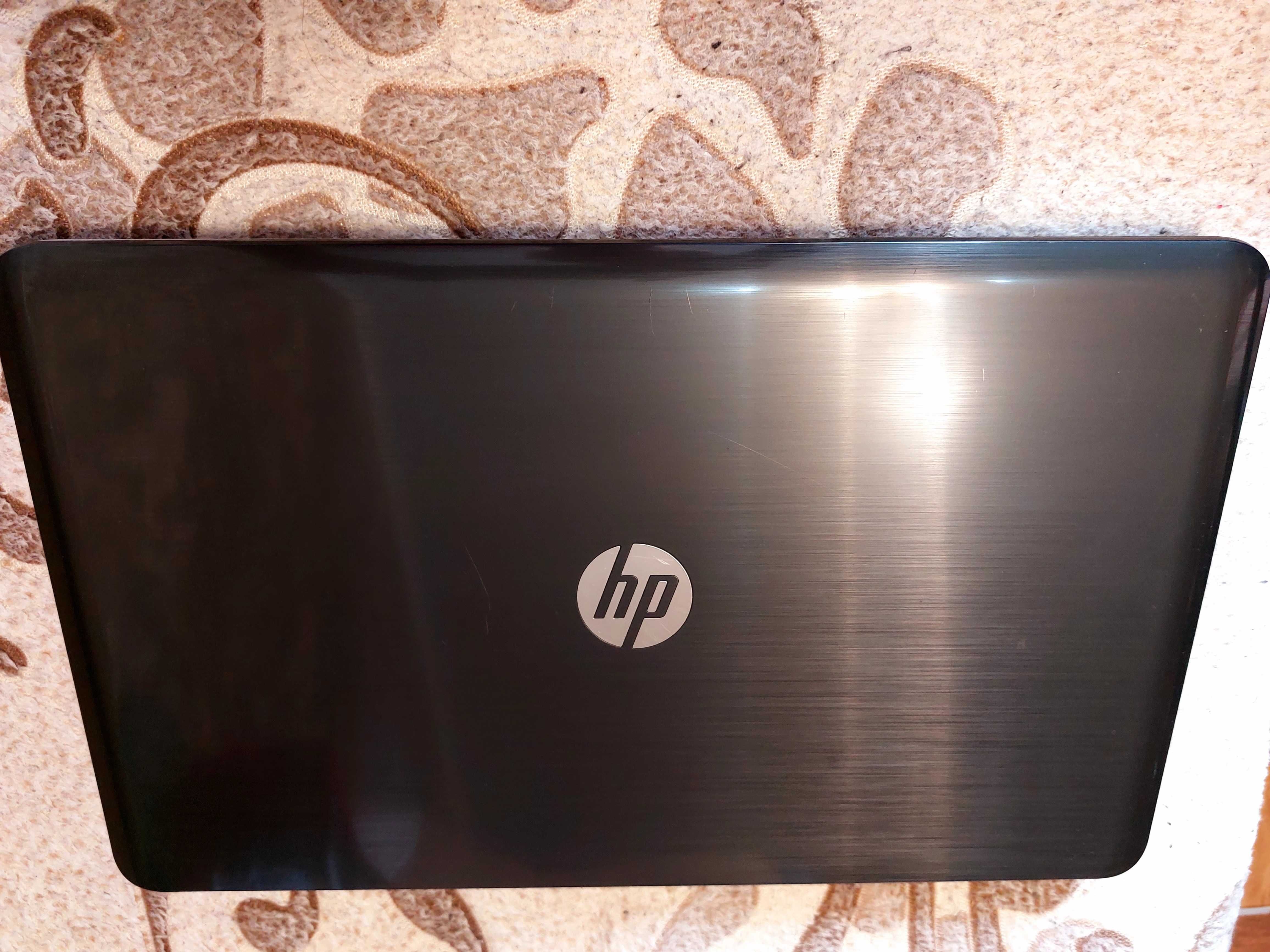 Ноутбук HP Pavilion 17 вживаний