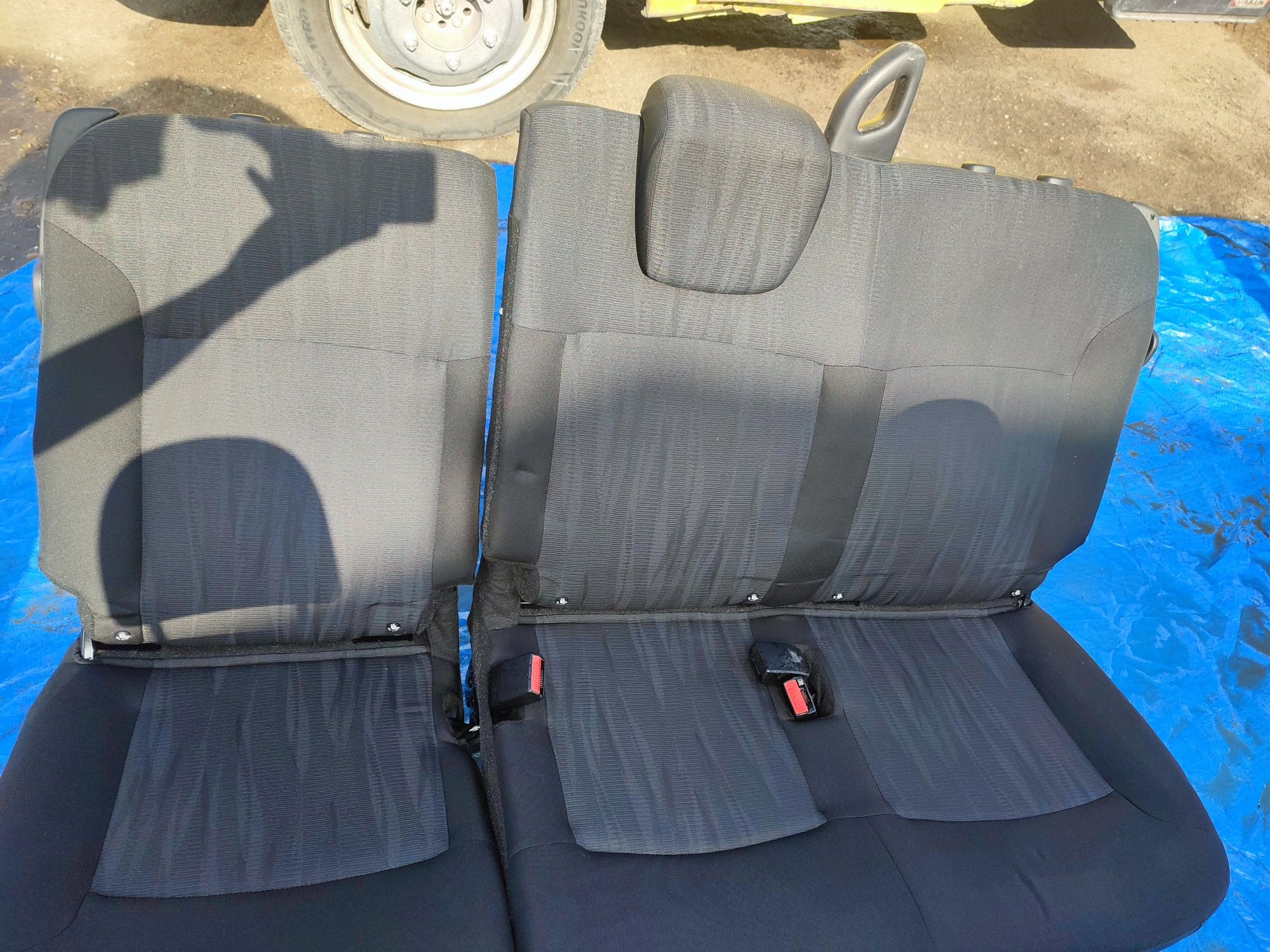 Komplet siedzeń przód tył dacia dokker lodgy