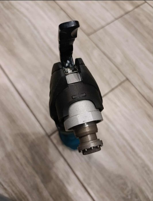Makita DTM51 multitool