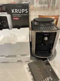 Expres do kawy Krups EA8010DE +auto-cappuccino set