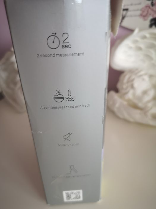 Termometr  bezdotykowy elektroniczny Braun Advanced Non Connect