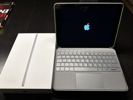 iPad 9 gen plus etui Logitech