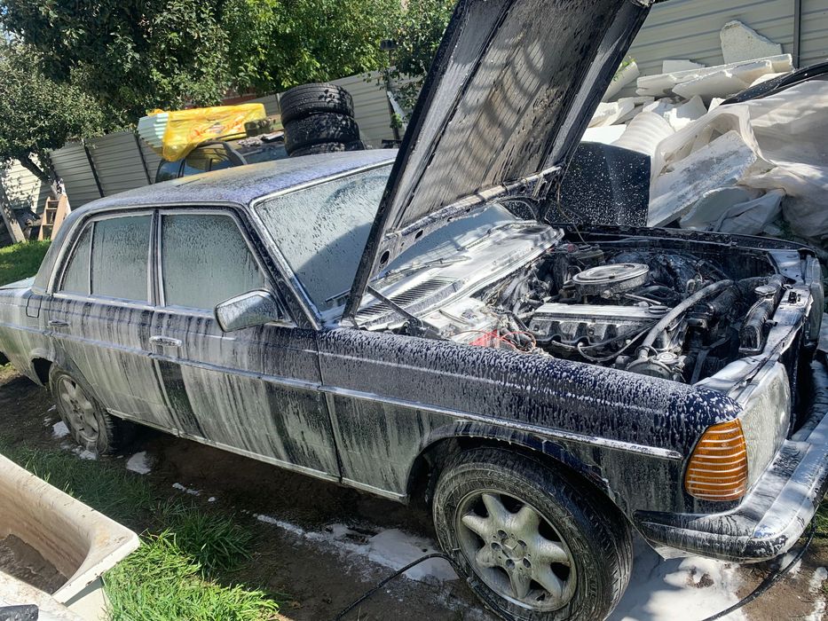 Продам мерс w123 газ бенз