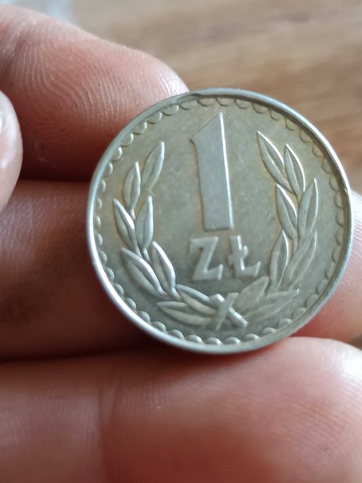 Sprzedam monetę 1 zloty 1983 rok skrętka odkrój blachy