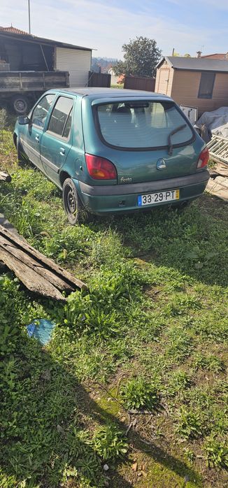 Ford fiesta 2000