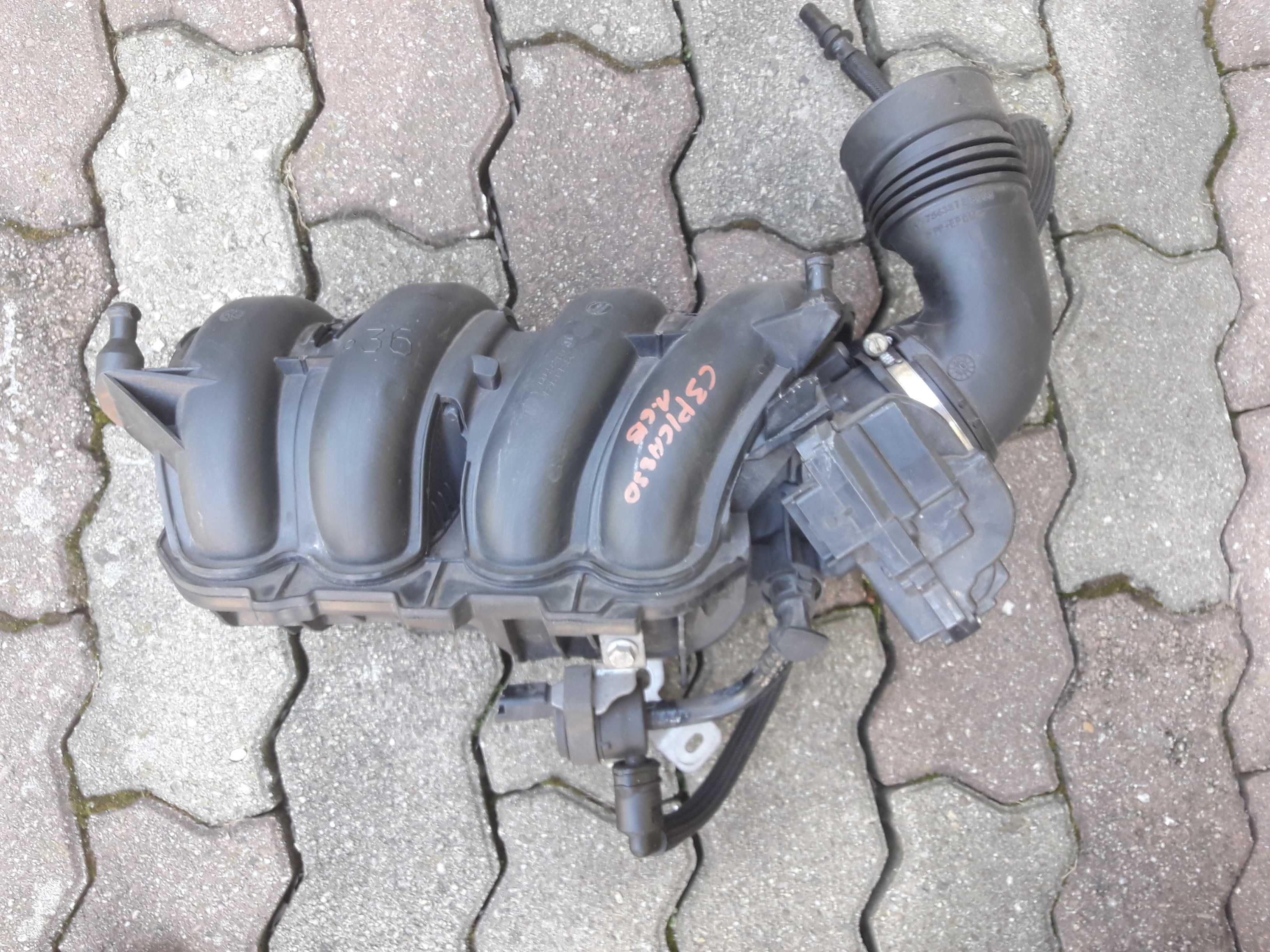 Kolektor ssący przepustnica 1.6 vti c3 ds3 c3 picasso c4 208