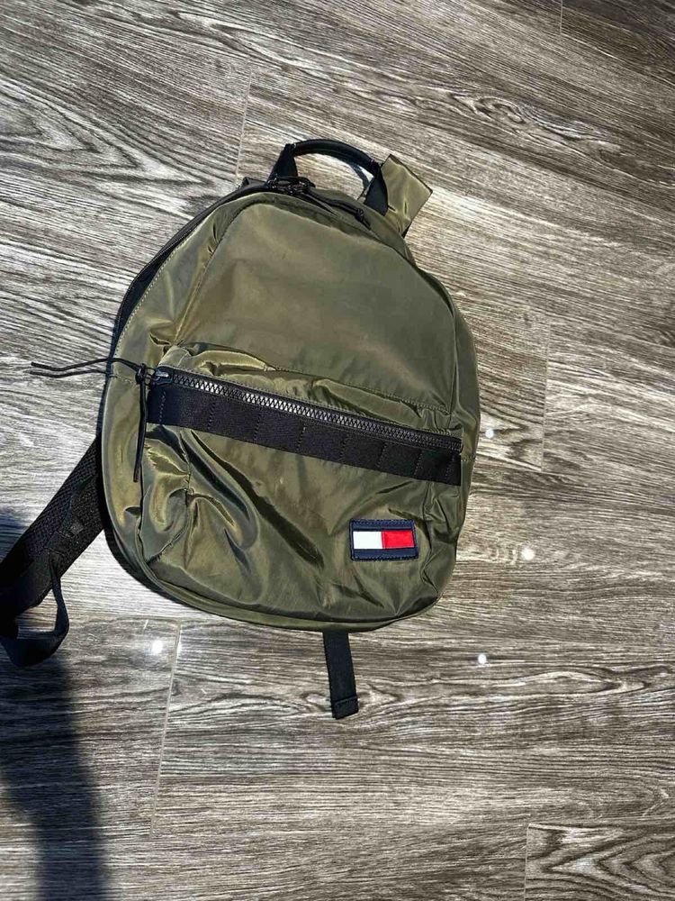 Портфель Tommy Hilfiger