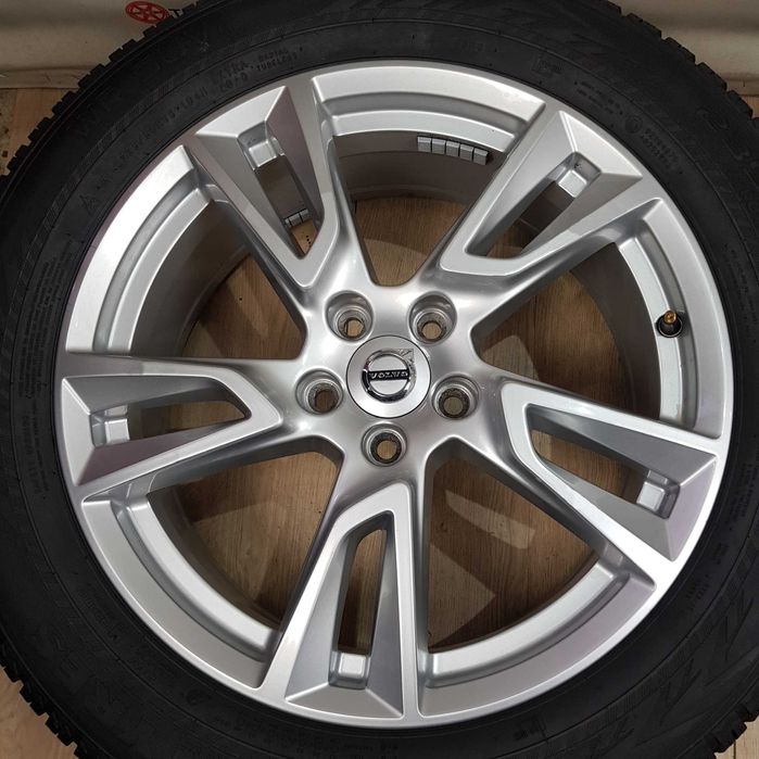 Диски Volvo R18 5x108 XC60 XC40 V90 V60 Ford Mondeo Fusion Escape Kuga