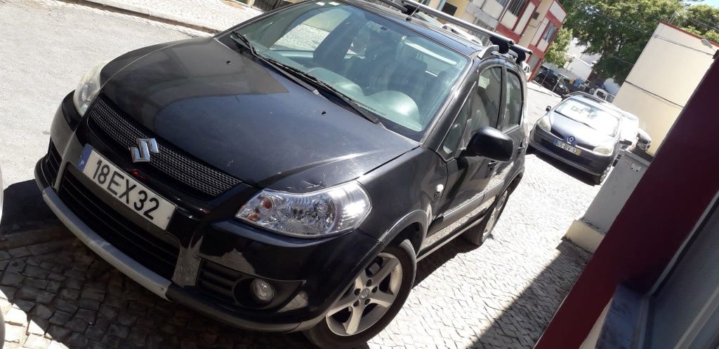 SUZUKI [SX4] DDiS 
• 1.6L [HDI] 90HP 
• Versão 'GLA' Outdoor Line
• Mê