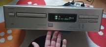Odtwarzacz CD Onkyo DX-7110