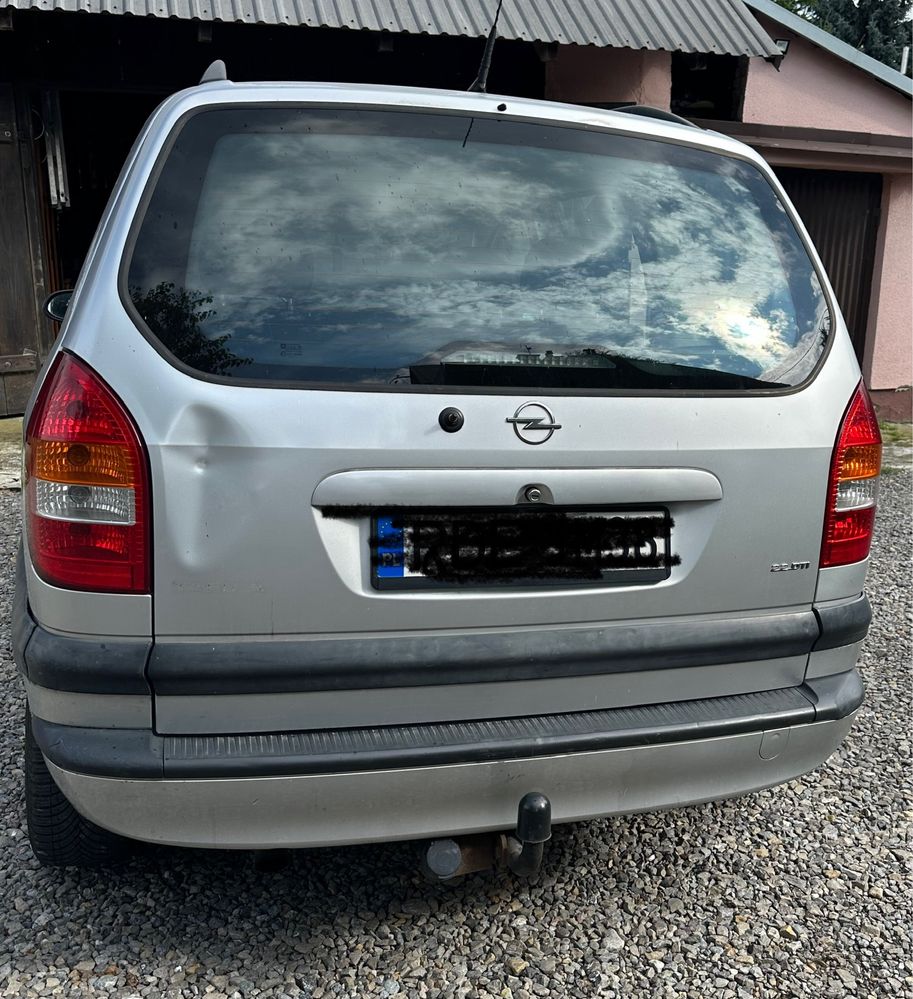 Opel Zafira A 2002r. 2.2dti