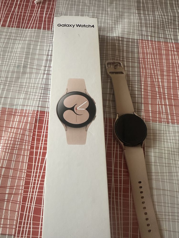 Годинник Samsung galaxy watch 4