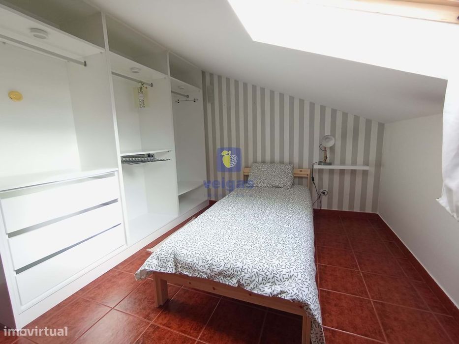Quarto Para Arrendar - 375€ (Gaeiras)