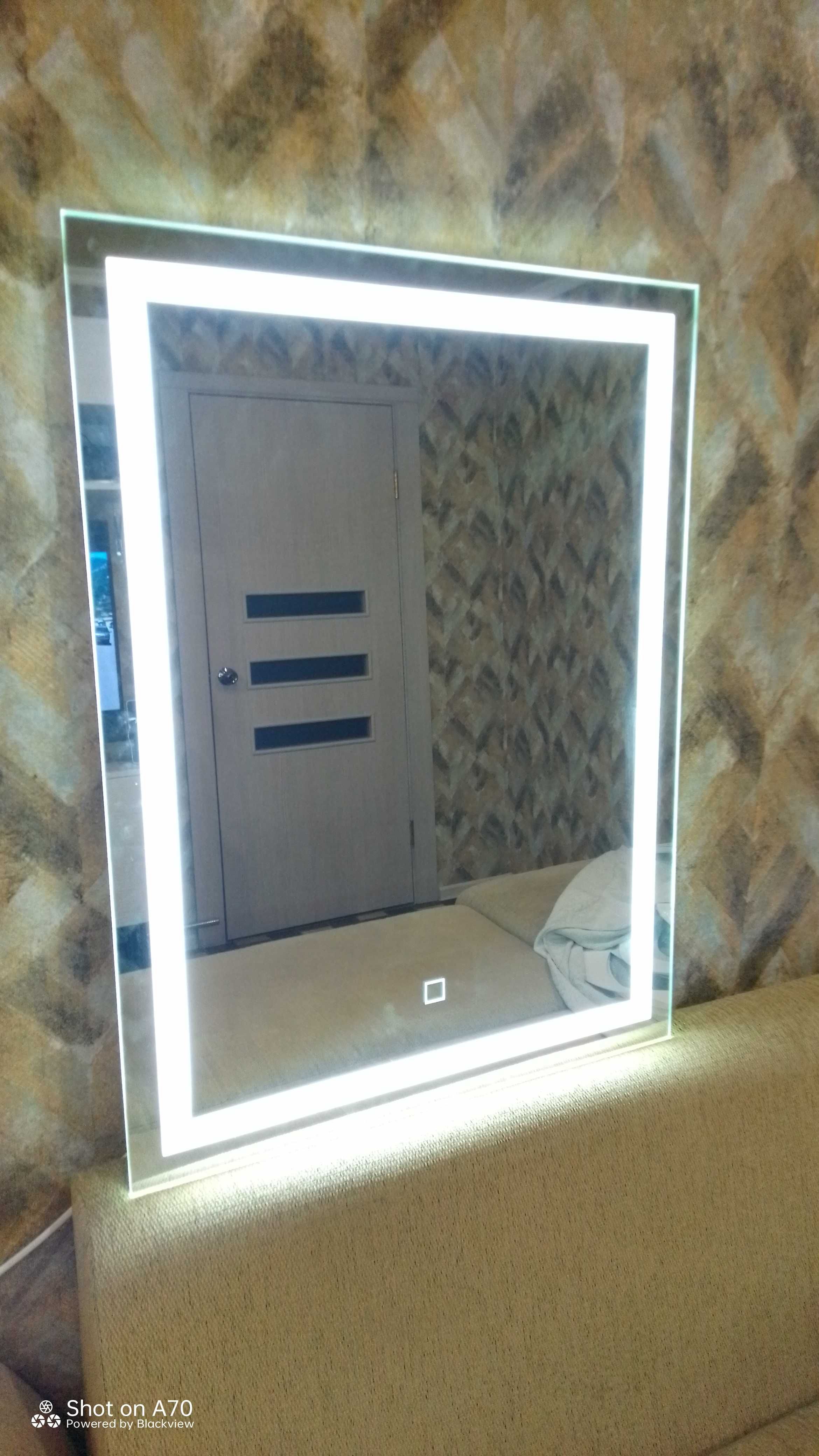 Продам дзеркало з LED підсвіткою/Продам зеркало с LED подсветкой