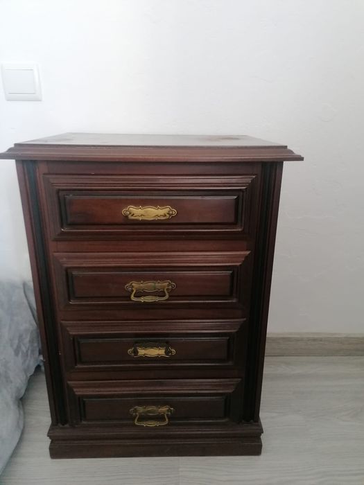 Vendo cabeceiras antigas mas em bom estado