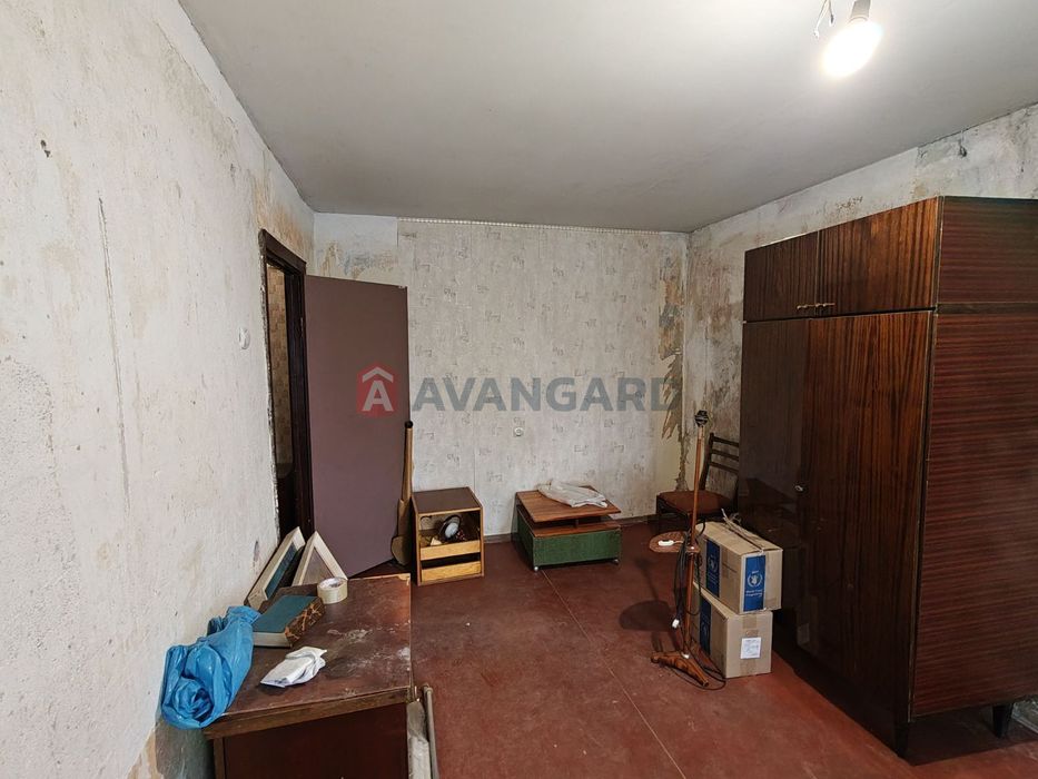 Продаж 1 к кв у Шевченківському рні. Вул.Виробнича,13А. Середн пов.