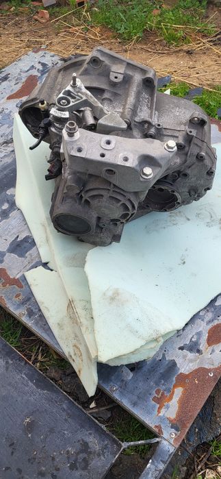 Caixa de velocidades/ carrinha /furgão