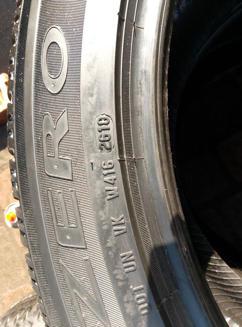 Nowe 2 Sztuki opon Pirelli SCORPION ZERO 295/40 R21 111V