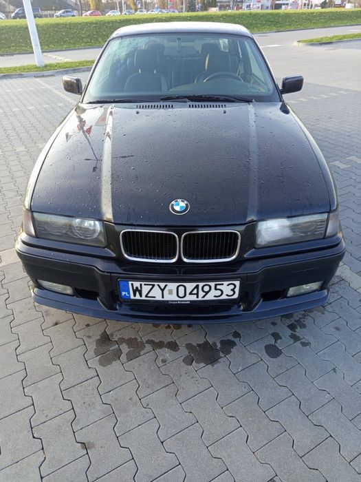 BMW E36 Coupe 1.8 IS z gazem 140KM M Pakiet