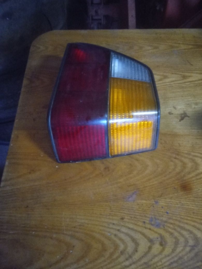 Lampa do golfa 2 prawa tylna