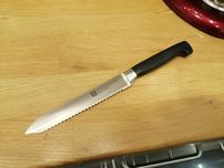 Niemiecki nóż ZWILLING Four Star 13cm do pomidorów kiełbasek śniadania