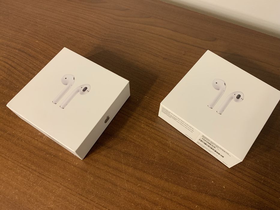 Pudełka po Airpods z orginalnymi kabelkami zasilającymi